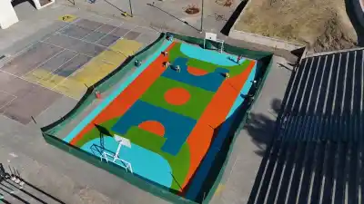 ¿Qué encontraron al renovar la plaza España? Las tareas que dejaron helados a los vecinos