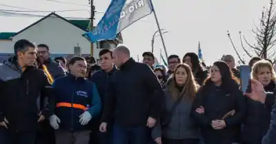 El reclamo que reunió a los intendentes de Santa Cruz: Menna y Grasso marcharon por la autonomía municipal