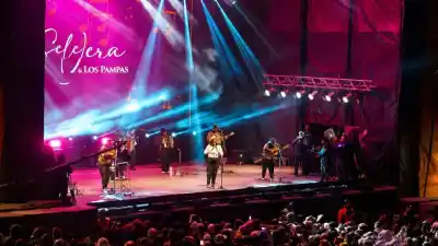 Chamamé y pañuelos al viento: la noche en que Bariloche bailó al ritmo de Sele Vera y Los Pampas