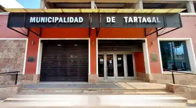 Histórico cambio en Tartagal: los planilleros finalmente cobrarán por mes