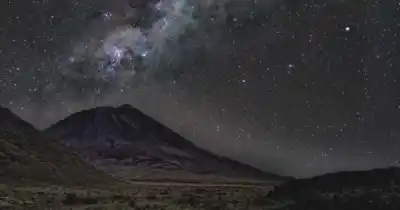 Malargüe oficializa su apuesta por el turismo OVNI y la observación del cielo