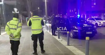 Robó un puesto de flores en pleno Centro y lo atraparon: qué se llevó