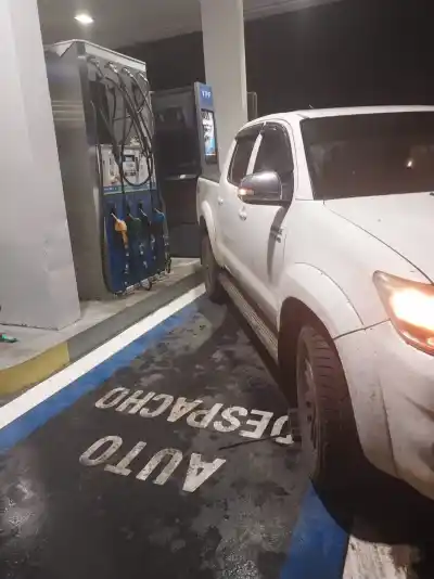 Se atrincheró en una YPF y casi destruye un surtidor: el peligroso episodio que mantuvo en vilo a Saladas