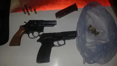 Cinco detenidos en Chimbas: el conflicto vecinal que terminó con armas y bombas molotov
