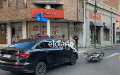 Choque en pleno microcentro: el insólito detalle que dejó a todos mirando