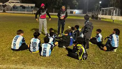 Ateneo arrasó en los cuartos y ya sueña con el título de las Inferiores