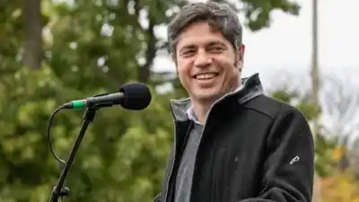 Kicillof aterriza en Chaco: plenario de la CGT y un libro que promete debate