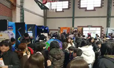 El evento que reúne a 17 escuelas y define el futuro educativo de cientos de estudiantes