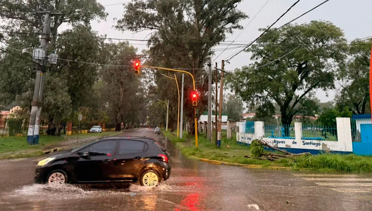 Tránsito lento por las lluvias