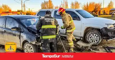 Impactante choque en Puerto San Julián: una mujer terminó hospitalizada