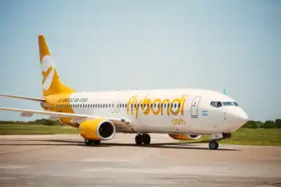 La crisis de Flybondi golpea Corrientes: sin vuelos, sin sueldos y con venta de pasajes que no se cumplen