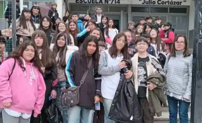 Estudiantes de sexto grado recorren las propuestas de las 17 secundarias de Trelew
