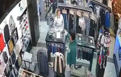 La falsa solidaridad que estafó a comercios de Regina: la misma mujer que engañó en Roca