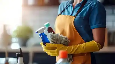 El sueldo que recibe una empleada doméstica por 8 horas semanales en agosto: todos los montos