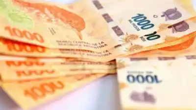 UOM: acuerdo paritario para siderúrgicos con aumento escalonado y bono de $1.600.000