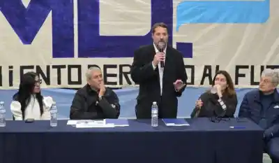 “Basta de limarnos entre nosotros”: la dura advertencia de un concejal peronista que reunió a Ferraresi y Barrera en Necochea