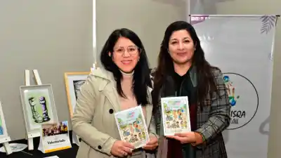 La jefa comunal de Fernández, presente en la Expo de Acompañamiento Terapéutico en la Legislatura