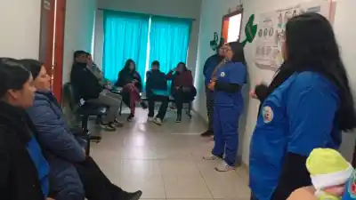 Semana de la Lactancia: el CAMM N° 6 brindó una charla clave para las familias