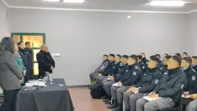 Más de mil agentes penitenciarios reciben formación en salud mental: qué buscan detectar