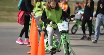 El Día de las Infancias llega con un regalo: el boleto urbano será gratis para los más chicos