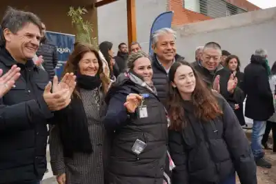 Entregaron 12 viviendas en Neuquén y prometen otras 84 antes de fin de año