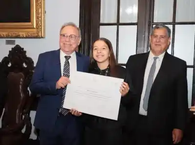 El homenaje que emocionó a las campeonas nacionales de Mini Básquet en Corrientes