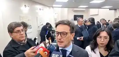 Acuerdo con Vicuña: Perea salió a blindar el convenio ante las dudas de la oposición