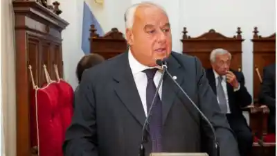 Un juez de la Corte Suprema abre la puerta a la política y no descarta una candidatura en 2027