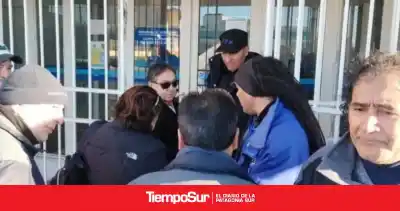 Escándalo en el PAMI de Río Gallegos: jubilados de YCRT denuncian que les impidieron el ingreso