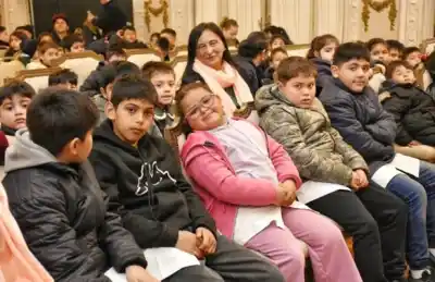 Alumnos del interior conocieron por dentro la Casa de Gobierno: qué les dijo el ministro
