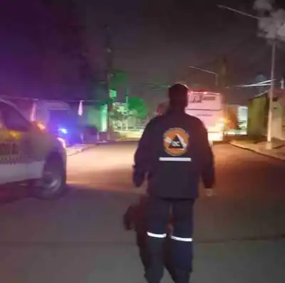 Intentaron robar cables en Monteros, los cortaron y pusieron en riesgo a los vecinos