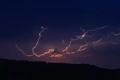 Alerta Naranja en Tucumán: El temporal obliga a una medida extrema en toda la provincia