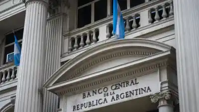 Créditos en dólares: el Gobierno habilita el financiamiento para empresas sin exportar