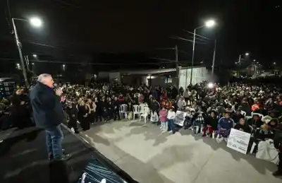 Barrio 25 de Mayo: el día que Alderetes dejó atrás el barro y la oscuridad
