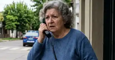 Una abuela de 85 años entregó todos sus ahorros: la llamada que le rompió el corazón