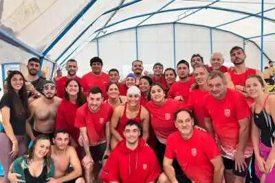 Dos nadadores de Talleres harán historia: representarán a Paraná en el Master Open de Buenos Aires