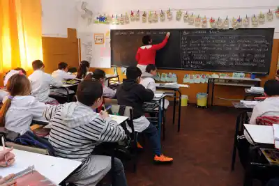 Docentes: el Consejo de Educación abre la inscripción virtual para cargos y horas cátedra este fin de semana