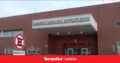 Apuñalado en el pecho: la víctima y su acompañante terminaron en el hospital