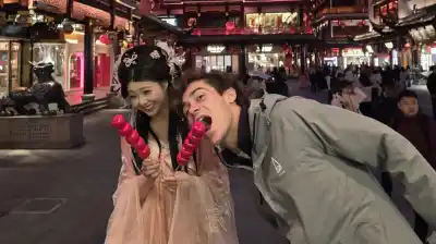 Colapinto en China: El paseo del piloto argentino que terminó con un detalle inesperado