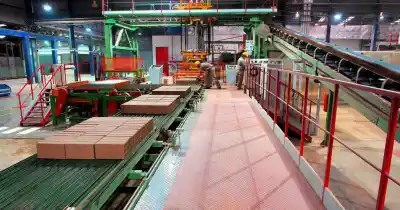 Crisis energética: sin gas, la producción de ladrillos se frena y el GNC cumple ocho días con cupos