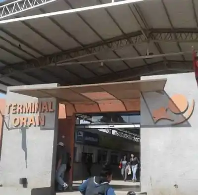 Un trabajador de frontera fue interceptado en la calle y apareció horas después cerca de la Terminal de Orán