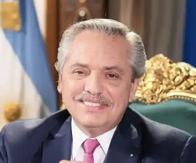 El dardo de Alberto Fernández a Milei: "Debería estar atendido médicamente"