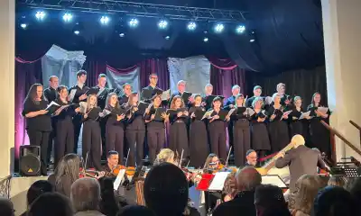 El Teatro Español de Gaiman se viste de gala para celebrar el aniversario de la ciudad