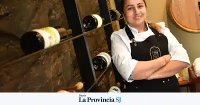 Gabriela Noroña vuelve a representar a San Juan: su plato con trucha, algarroba y uva que busca el podio nacional