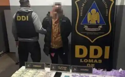 Intentó escapar de la policía en Budge y terminó atrapado con 181 dosis de cocaína