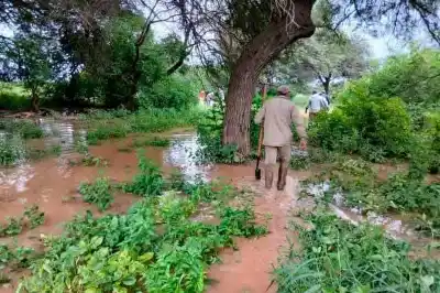 El río Salado se desborda: las impactantes imágenes que alertan a los santiagueños