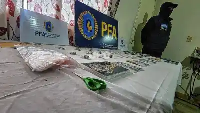 Cayó una banda de microtráfico en Rosario y Gálvez: lo que escondían en doce casas
