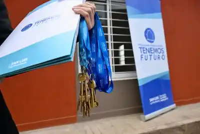 43 familias recibieron las llaves de su hogar: el emotivo momento que vivió San Luis