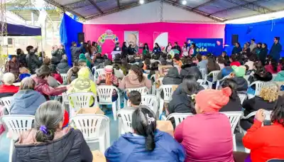 El programa que convierte patios en gallineros: la FAS ya benefició a 150 familias en Formosa