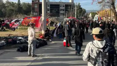 La Renga copó Ciudad Cultural: miles de fanáticos de todo el país llegaron a Jujuy